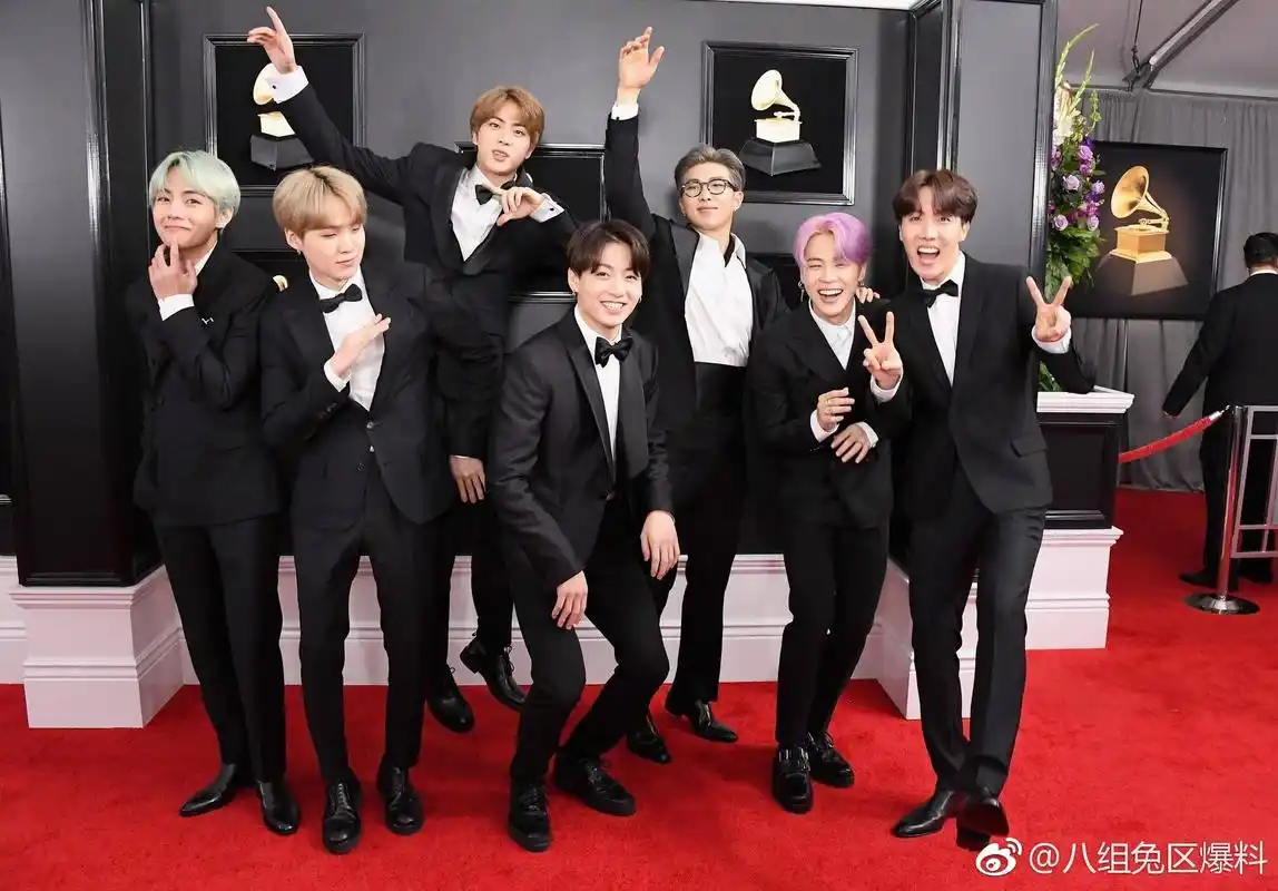 防弹少年团bts受邀作为颁奖嘉宾出席格莱美,厉害了世界弹.