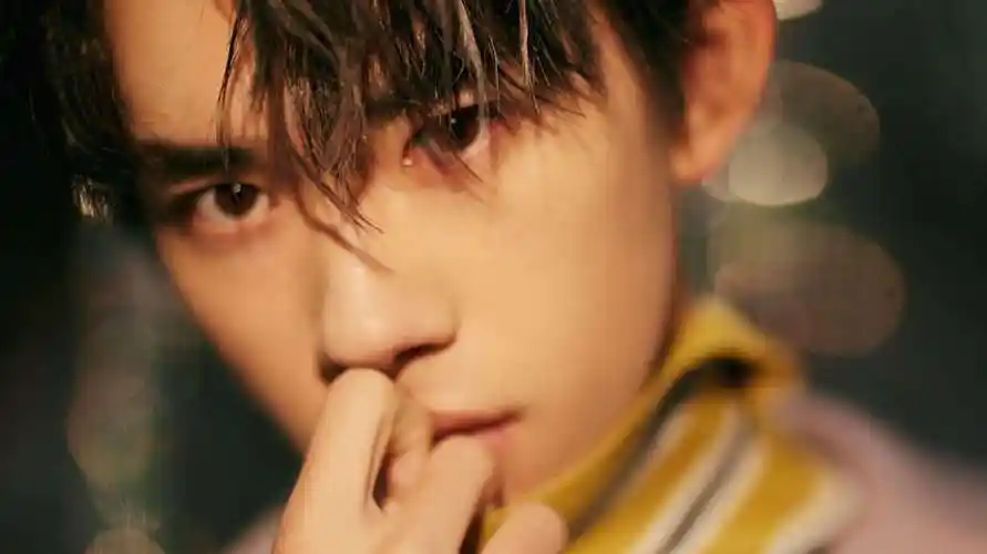 赵薇是易烊千玺的老板吗