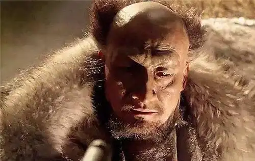 活捉"座山雕"的杨子荣为何仅10多天后意外死亡?都是猪油惹的祸