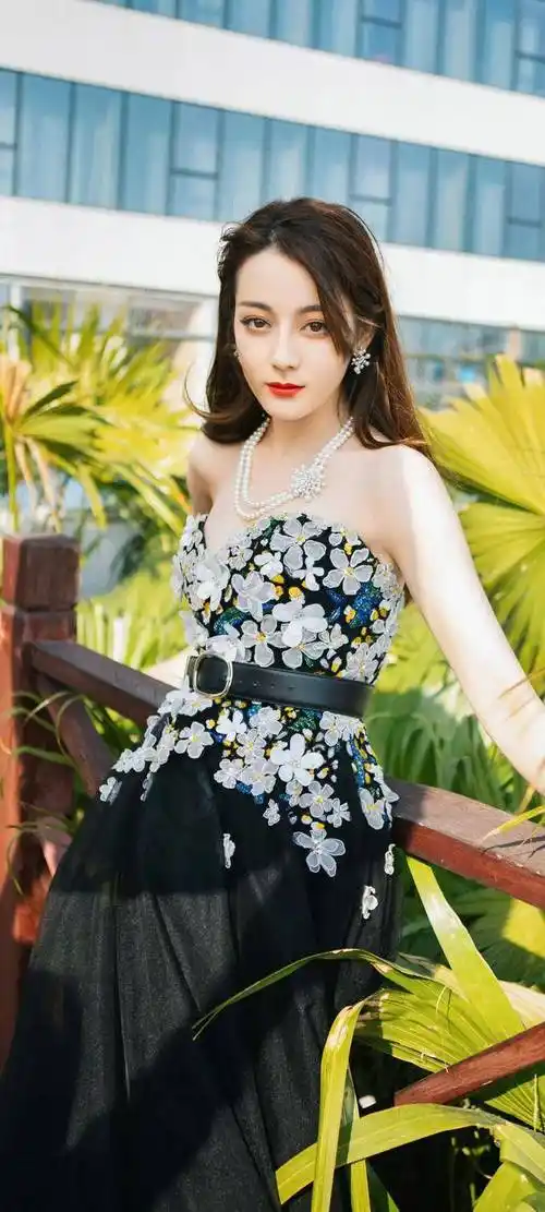 美女系列壁纸地87期-迪丽热巴