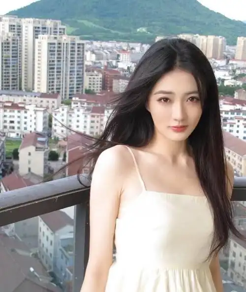 徐璐私服穿搭好美身材好火辣怪不得杨丞琳撮合马伯骞徐璐