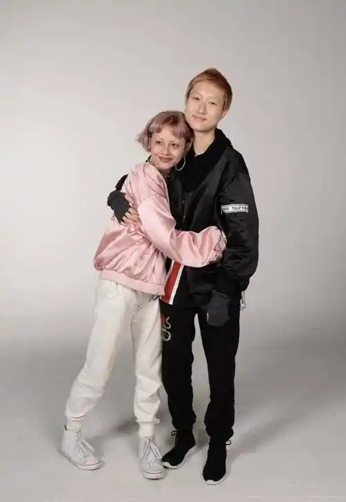 吴绮莉47岁生日谈吴卓林近况,心疼女儿养妻辛苦,不满