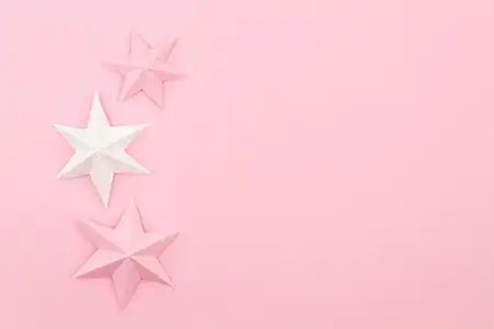 diy贺卡抽象背景与彩色纸折纸星星.