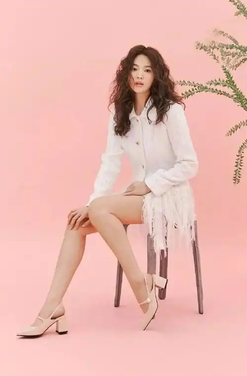 周迅身高155宋慧乔158王子文159小个子照样拥有大气场