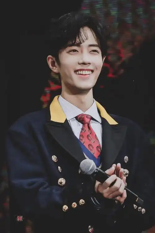 肖战的笑容太治愈了 (-^〇^-) - 堆糖,美图壁纸兴趣