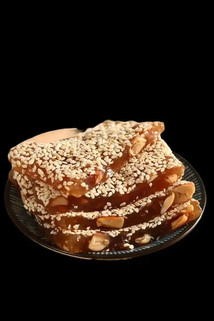 牛皮糖正宗老式牛筋糖休闲零食湖南特产怀旧.#图文伙伴计划 牛 - 抖音