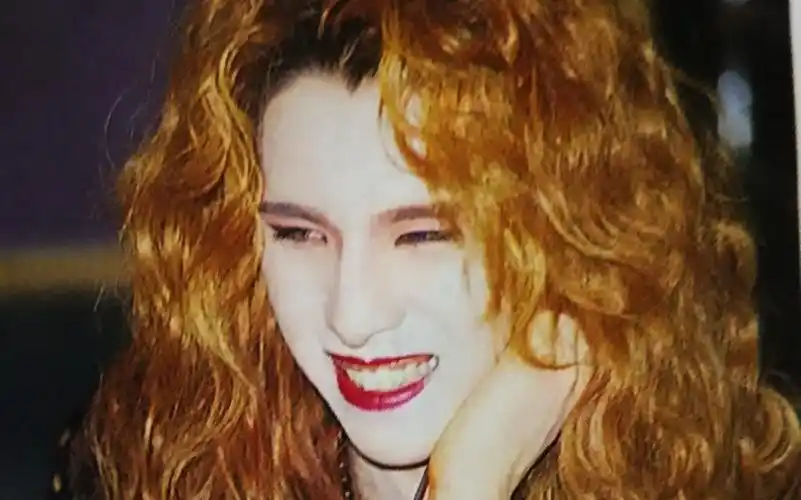 yoshiki林佳树小花公主的美腻眼妆