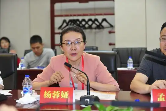 发展医用材料,助力健康中国——透明质酸专家研讨圆桌会