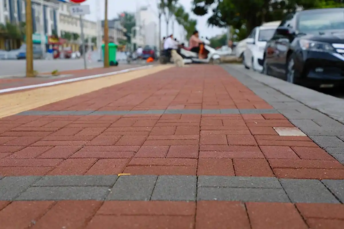 常见的透水砖和路面砖有什么区别?