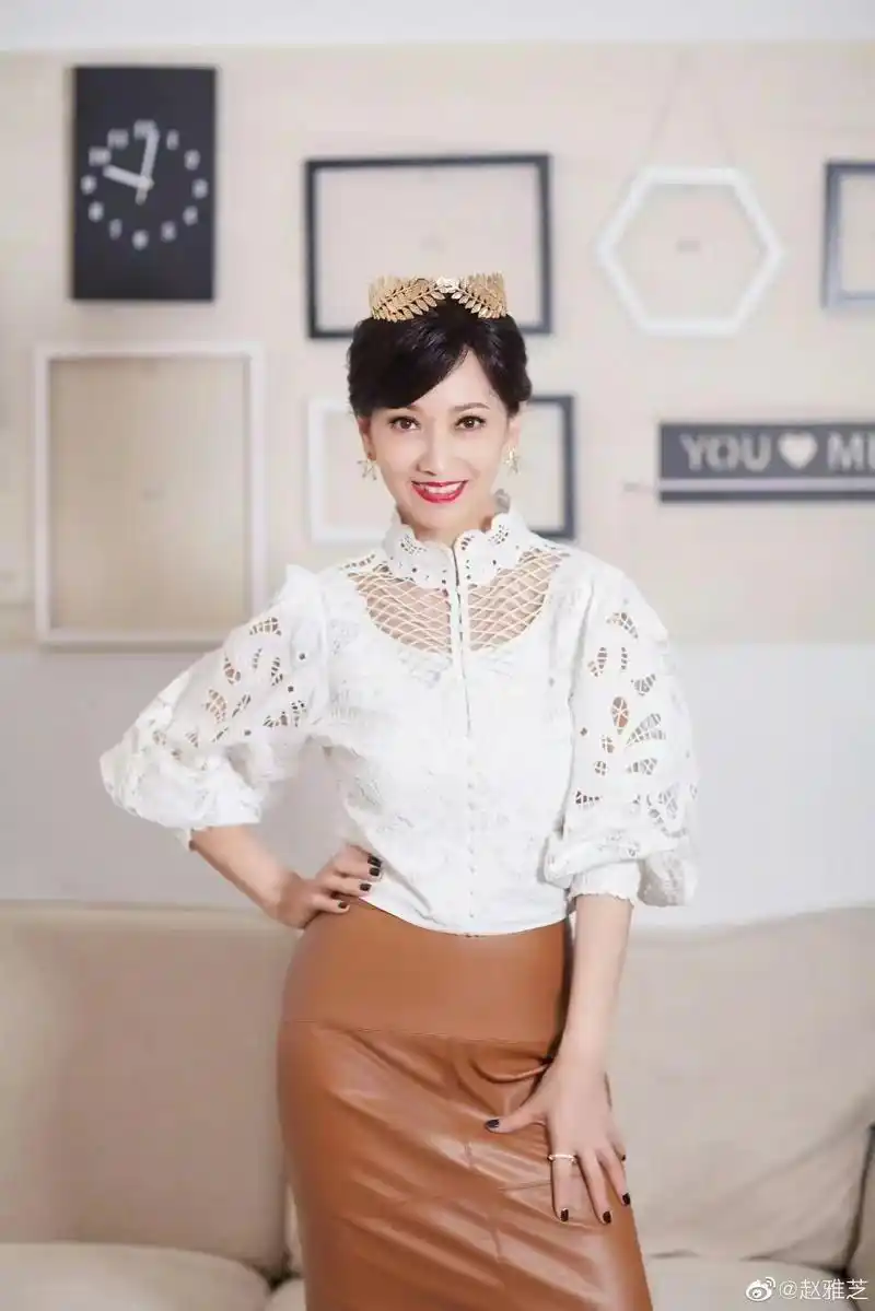 赵雅芝 这首歌真的很暖呀,也很贴心境,永远爱芝姐,芝姐最美 - 抖音