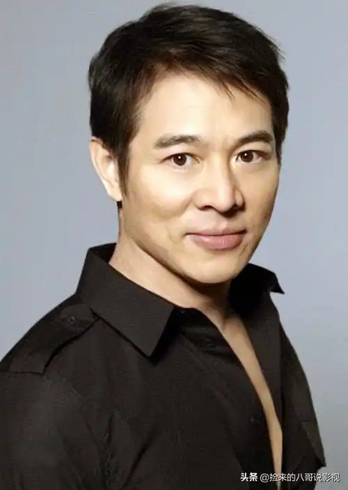 六位身高不足170的男明星,个个气场强大,最后一位身残志坚