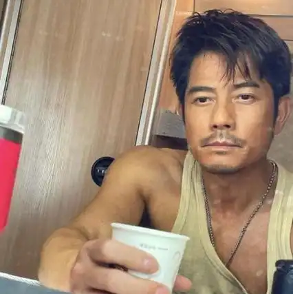 郭富城经典歌曲万人迷(以后叫你鲨鱼葛格)(3)