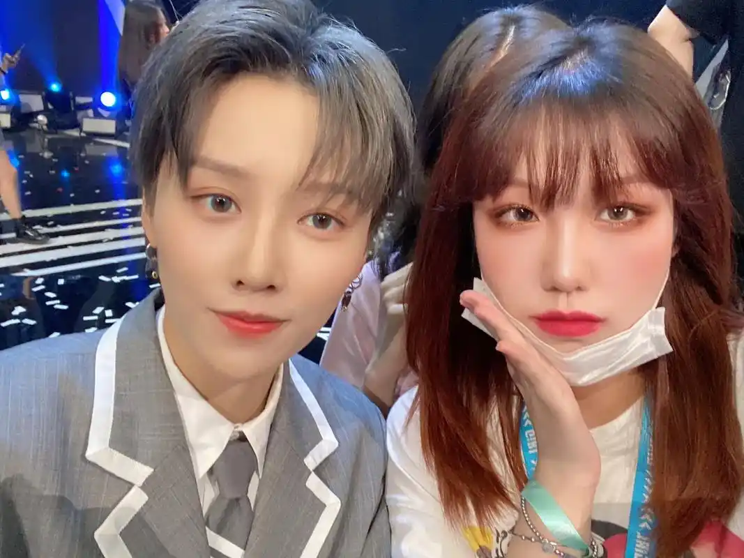 永远怀念2020年的春天#青春有你2  #刘雨昕 #虞书欣  - 抖音