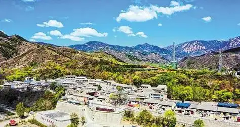 4月30日,无人机航拍的阜平县顾家台村. 河北日报记者 耿 辉摄