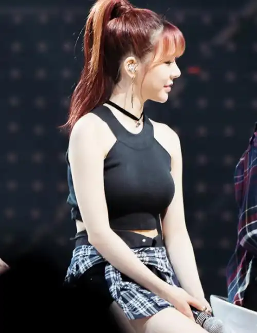 盘点少女时代sunny的马甲线全集!李顺圭,隐藏着太好的身材了!