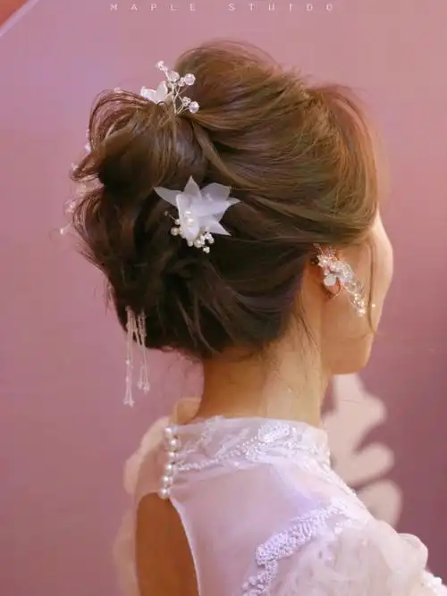 日系高盘发型短发新娘也可以做