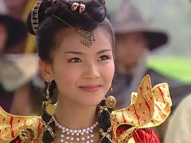 回顾贤惠的刘涛从小家贫又种菜养猪逆袭成名后扶持破产丈夫