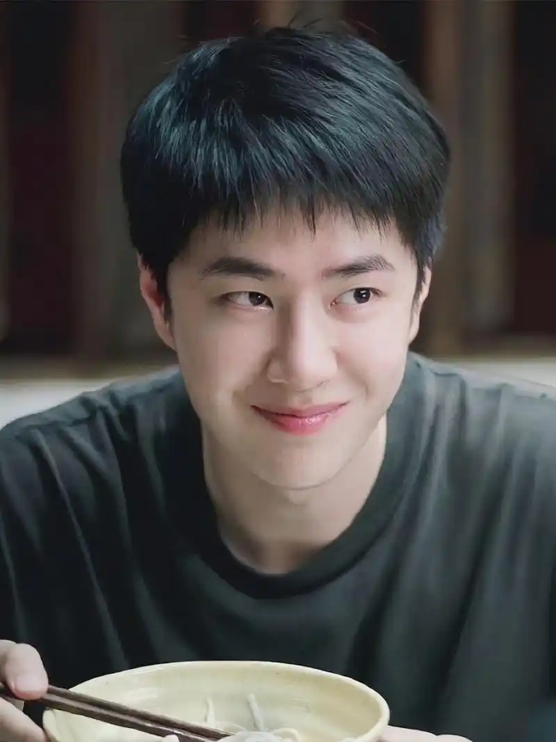 好乖的素颜狗狗啊 #王一博