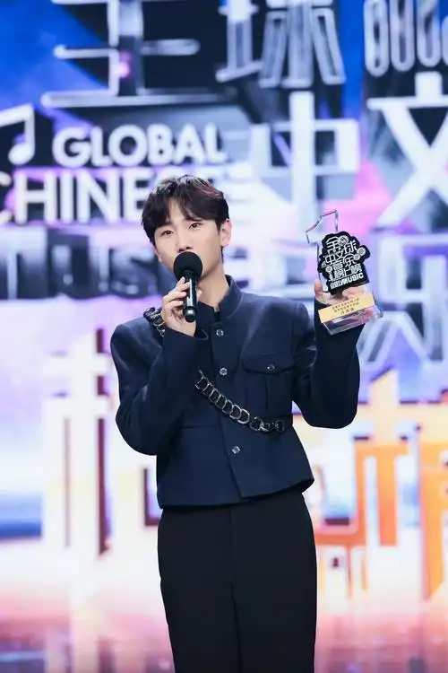 汪苏泷今日美图轰炸式来袭06