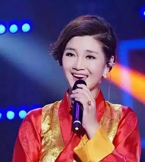 被刀郎告上法庭后,直接隐退歌坛的降央卓玛,现在还好吗?