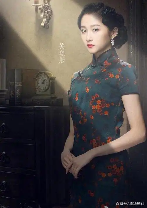 关晓彤穿上旗袍什么样?看看陈凯歌电影《无极》,那时已"倾城"