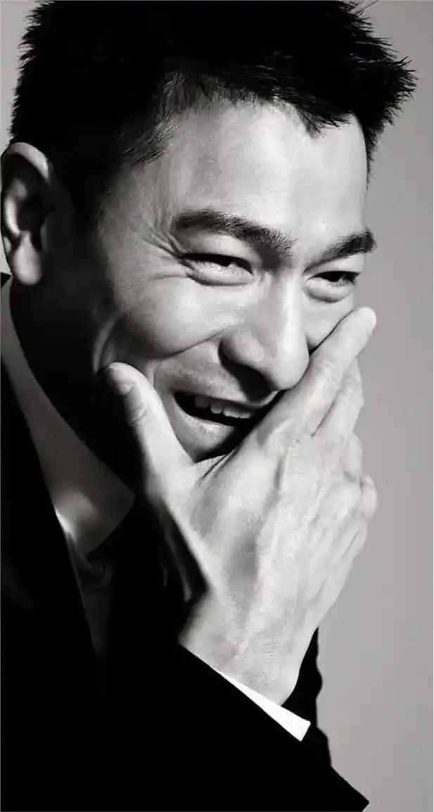 刘德华 #宝藏男孩 #黑白系 就问你们还有谁05 - 抖音