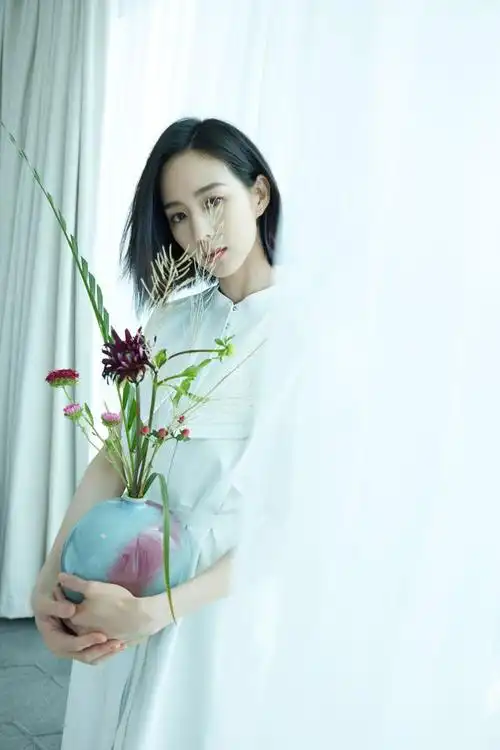 张钧甯为台湾世界展望会拍摄第13届饥饿30人道救援行动公益广告