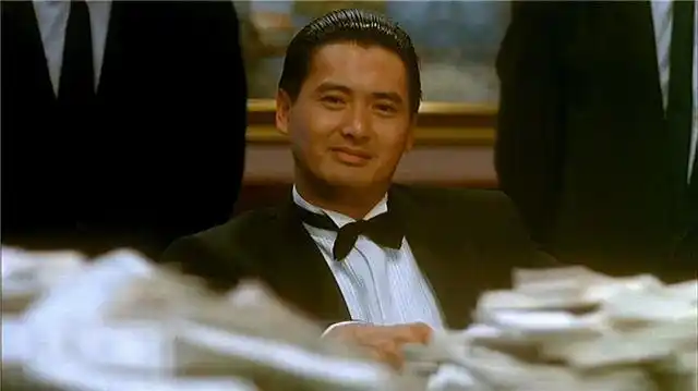 最后合计下来,"赌片电影宇宙"中,真的只有赌神高进也就是周润发舒真