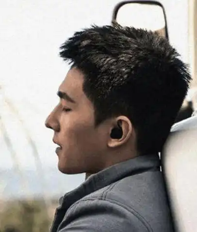 明星剪寸头颜值下降?根本不存在的!看看陈伟霆,易烊千玺和杨洋