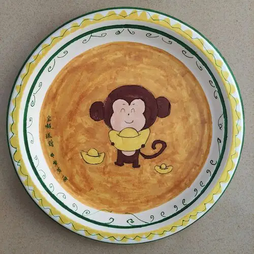 趣品碟子画一一龙门职校19幼师1班课堂作业展示