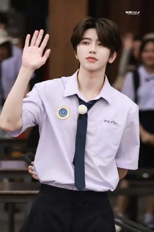 白鹿my@蔡徐坤@陈哲远-@dear-迪丽热巴@胡一天啊@林彦俊@刘亦菲@沈月