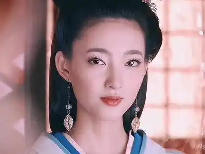 王丽坤本人一般,聂慎儿可不一般,疯批美人就该按慎儿这标准卷起来!