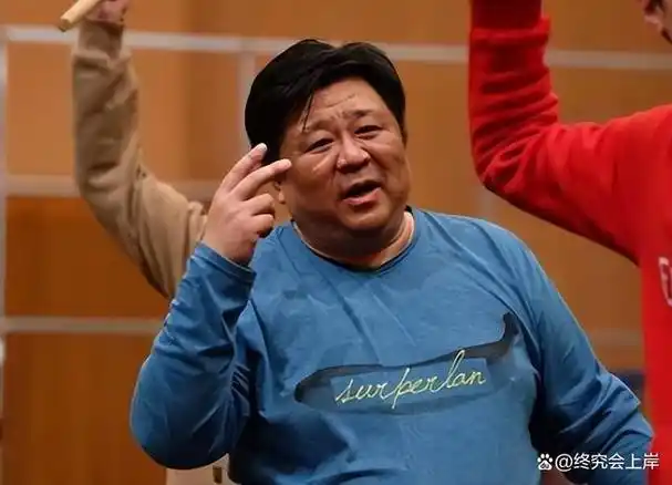 胖星梁冠华曾因胖而自卑今生最爱的是妻子