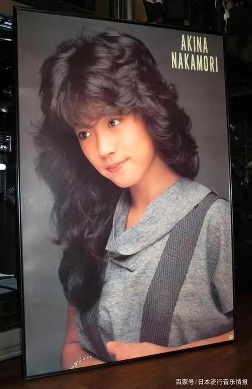 日本偶像中森明菜80年代早期经典宣传海报