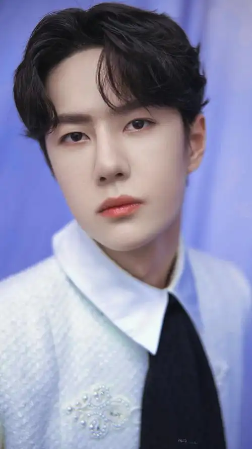 王一博小王子造型