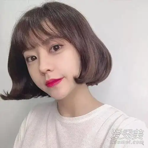 适合脸大妹子的齐脸内扣短发10款让你大脸变小脸