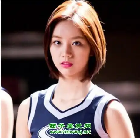 菱形脸女生如何扎齐肩短发 适合菱形脸的齐肩短发欣赏