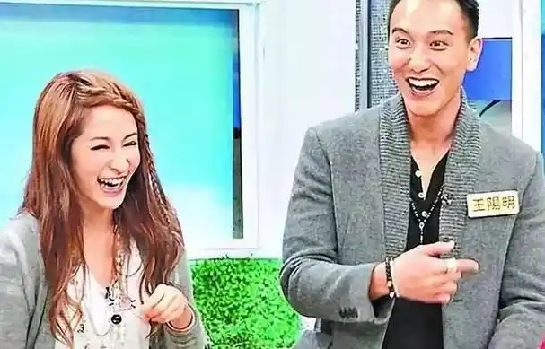 19年换17个男朋友43岁的音乐女王萧亚轩脸蛋变化大