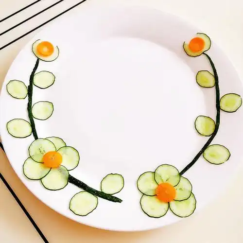 黄瓜胡萝卜花式摆盘