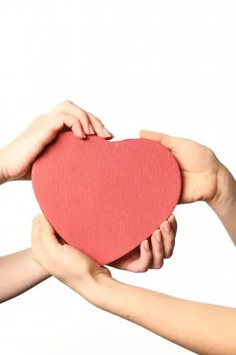 手拉手的图片 手拉手图片 手拉手图片大全