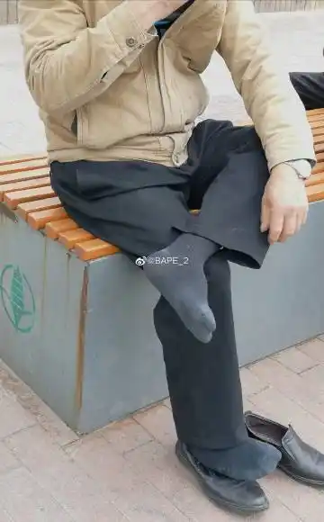 手机用户2105612915