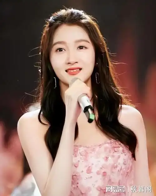 网友惊叹:鹿晗果然独具慧眼|乐器|娱乐圈|小花旦_网易订阅