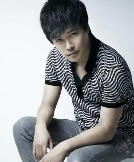 陈思成获万像电影节男配角奖 称是意外之喜