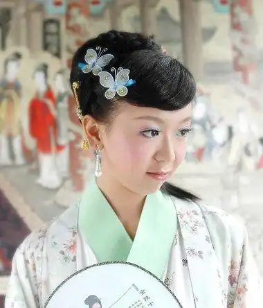 古代女士盘发发型古典盘发发型2