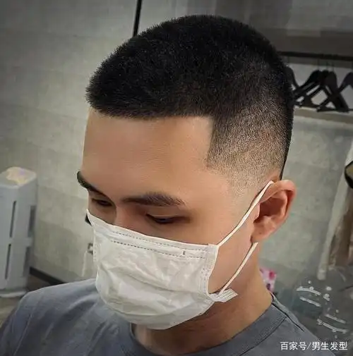 夏天男生别乱剪头发,建议试试这3种发型,清爽帅气有魅力