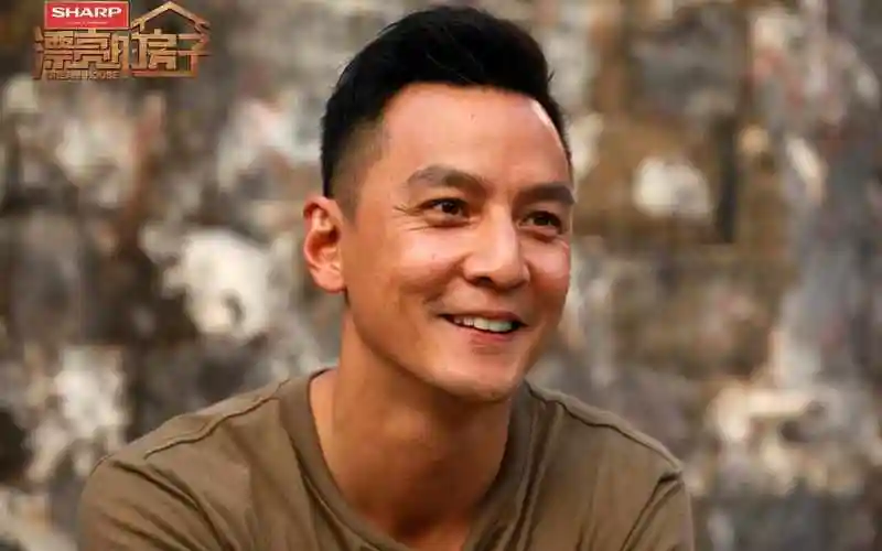 吴彦祖从荧幕到极限不羁人生引爆激情今日头条