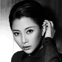 大美桃殷桃靓丽头像_坚持就会发现自己其实潜力无穷