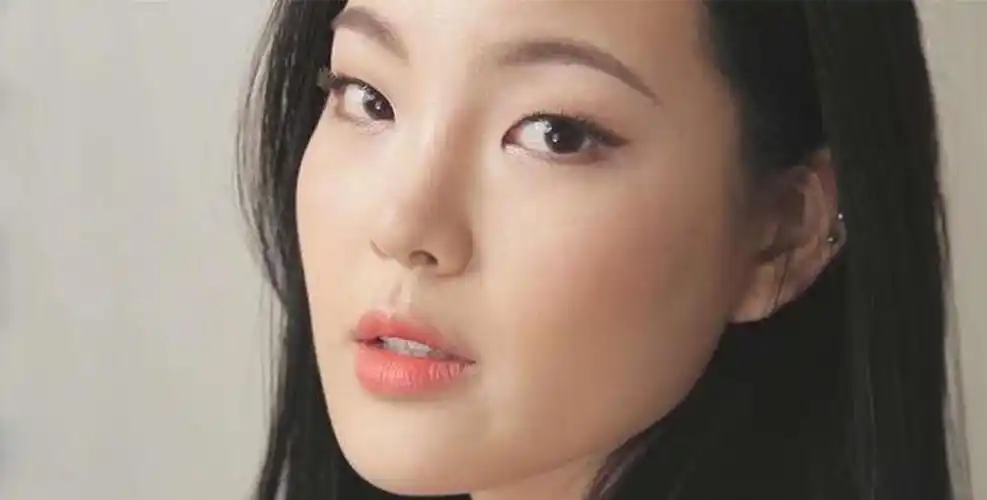 双眼皮不一定好看有这几个特点的单眼皮女生会更加迷人