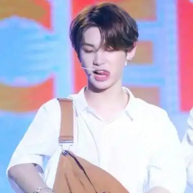 黄明昊头像图片大全高清帅气的黄明昊头像高清