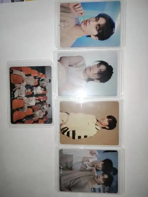 时代少年团卡册卡